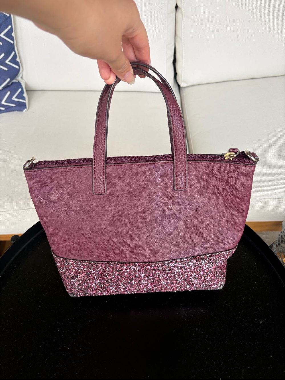 Kate Spade Small Greta court Ina Glitter Crossbody Bag Handbag Cherrywood Maroon - Picture 3 of 13
